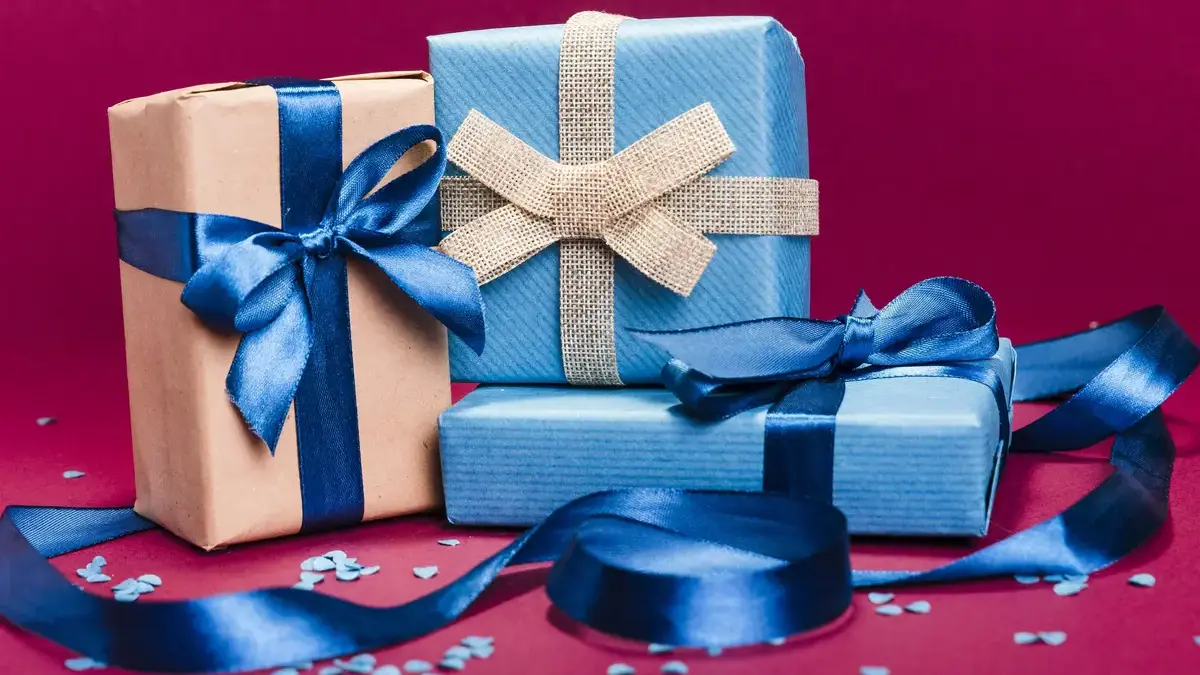 How to Choose the Perfect Diwali Gift Hamper for Employees and Clients